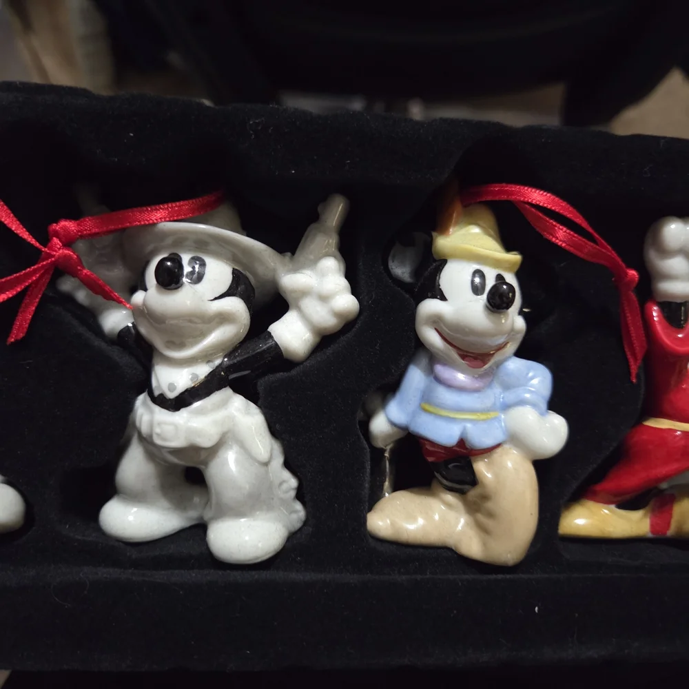 Vtg Disney Mickey Mouse 70 Happy Years Ceramic Ornaments Boxed Set 7 1928-1995